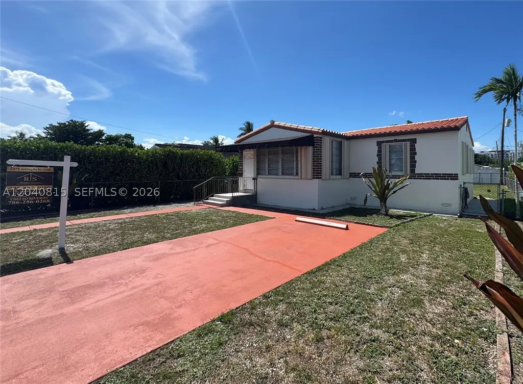 459 SE 3rd Street Hialeah FL 33010