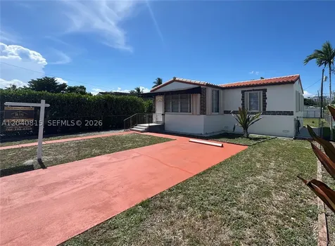 459 SE 3rd Street Hialeah FL 33010