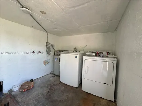 459 SE 3rd Street Hialeah FL 33010