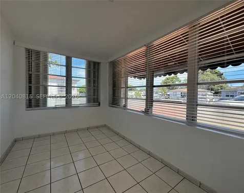 459 SE 3rd Street Hialeah FL 33010