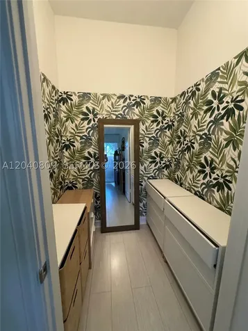 3001 NE 185th Street Aventura FL 33180