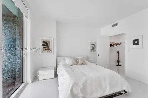 244 Biscayne Boulevard Miami FL 33132