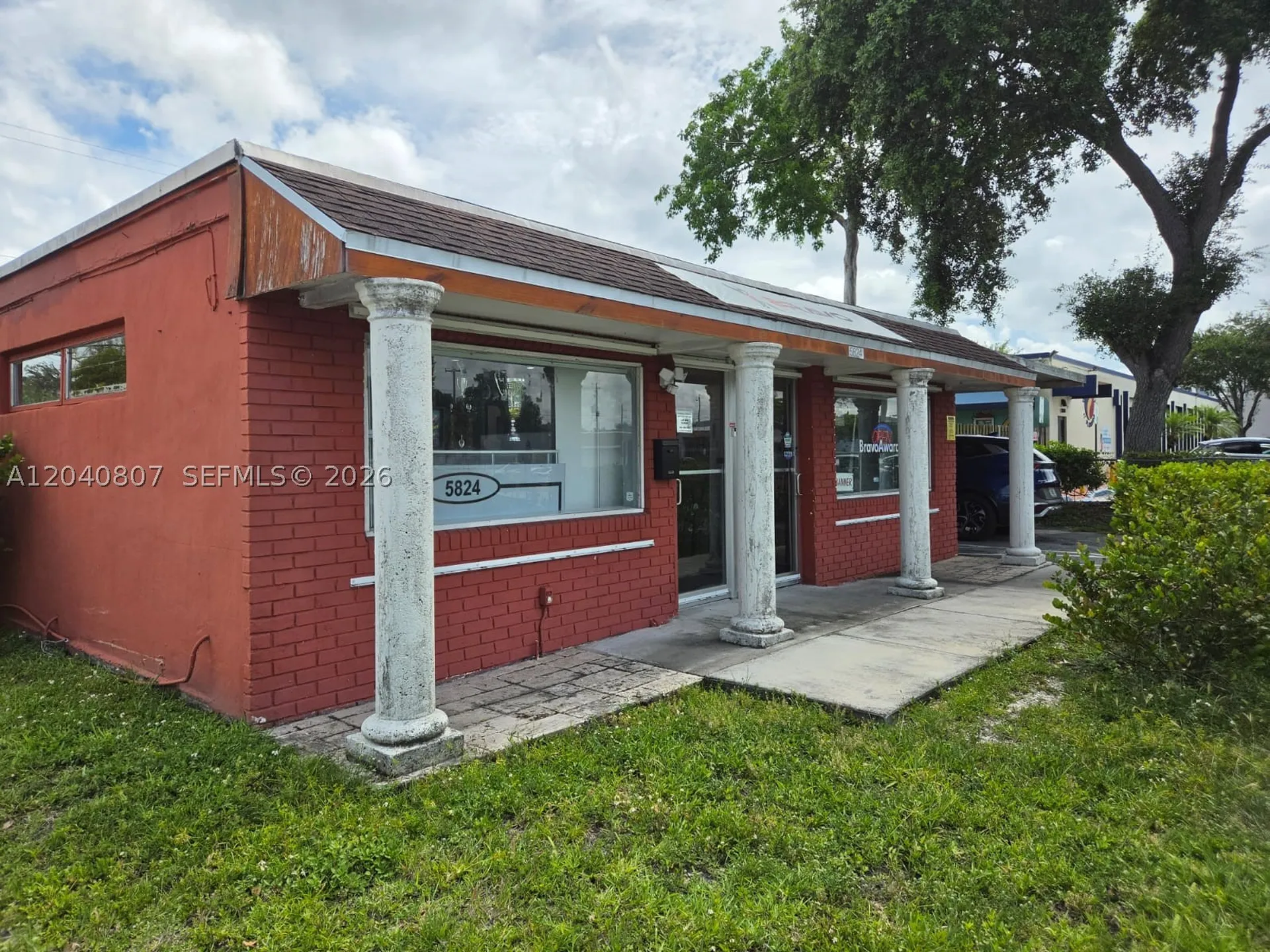 5824 Johnson Street Hollywood FL 33021