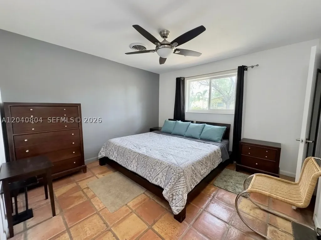3800 W Park Road Hollywood FL 33021