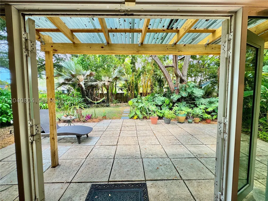 3800 W Park Road Hollywood FL 33021