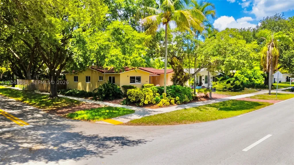 3800 W Park Road Hollywood FL 33021