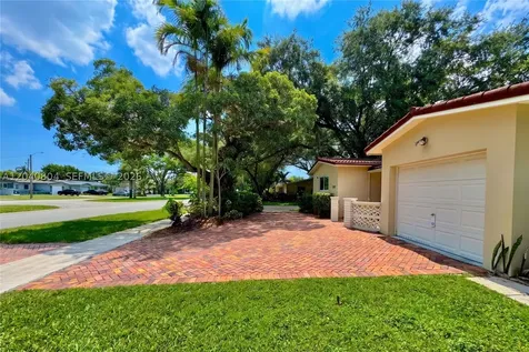3800 W Park Road Hollywood FL 33021