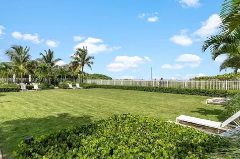 2457 Collins Avenue Miami Beach FL 33140