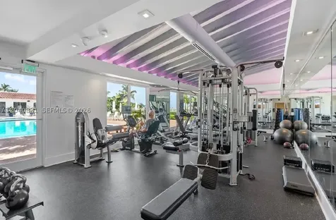 2457 Collins Avenue Miami Beach FL 33140