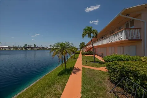 920 SW 10th Terrace Hallandale Beach FL 33009