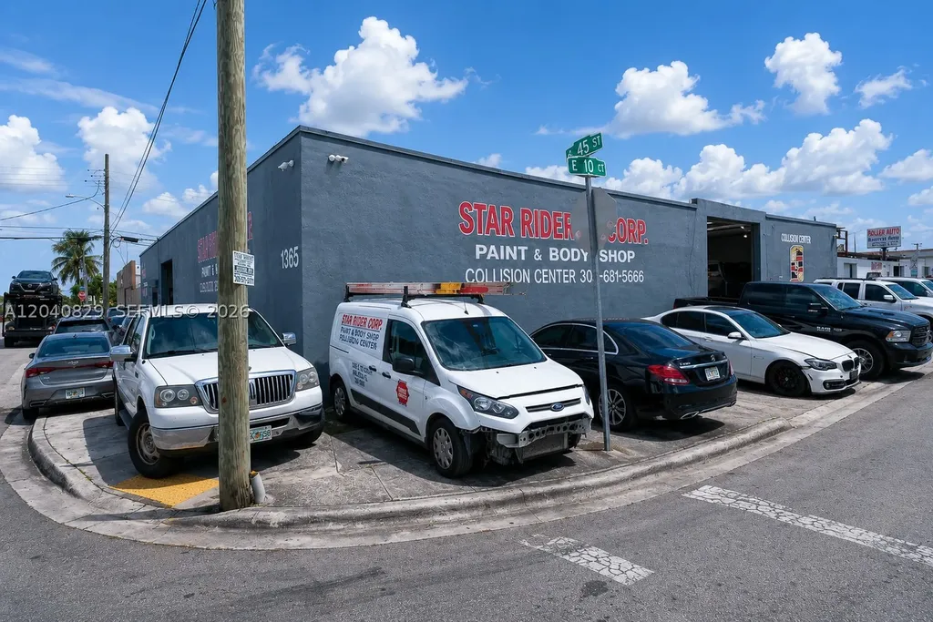 1025 E 45th Street Hialeah FL 33013