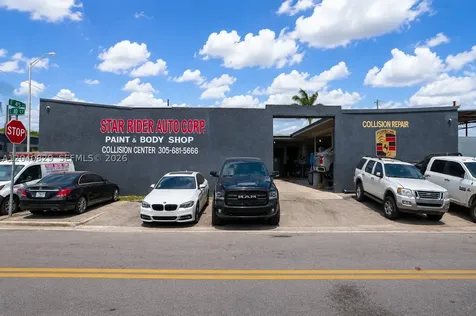 1025 E 45th Street Hialeah FL 33013