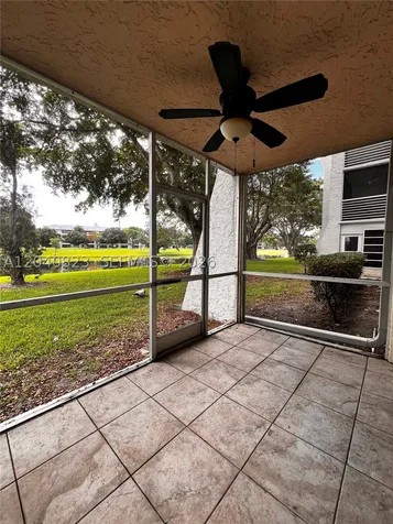 9235 Lagoon Place Davie FL 33324