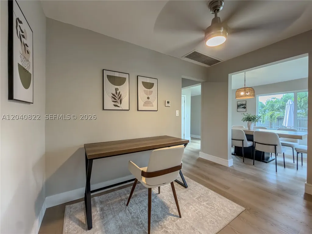 1813 SW 10th Street Fort Lauderdale FL 33312