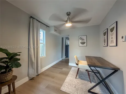 1813 SW 10th Street Fort Lauderdale FL 33312
