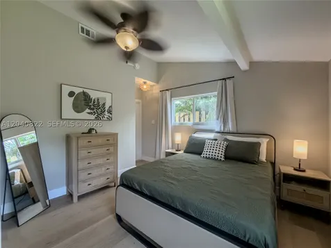 1813 SW 10th Street Fort Lauderdale FL 33312