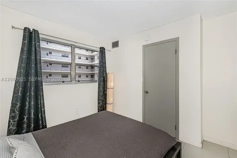 201 178th Drive Sunny Isles Beach FL 33160