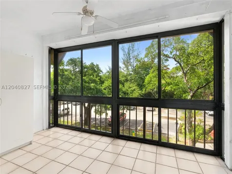 3740 Inverrary Drive Lauderhill FL 33319