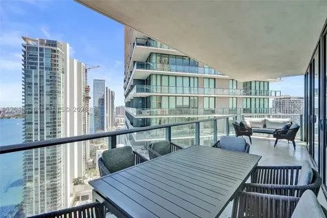 650 NE 32nd Street Miami FL 33137