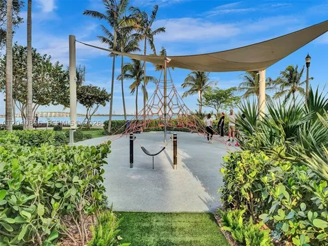 650 NE 32nd Street Miami FL 33137