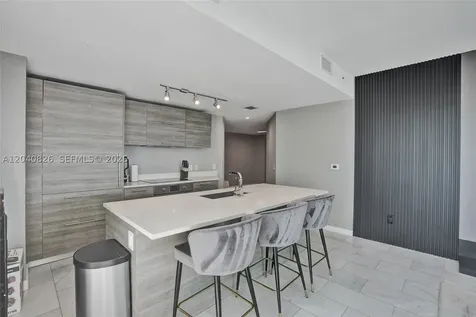 650 NE 32nd Street Miami FL 33137