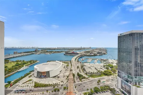159 NE 6th Street Miami FL 33132