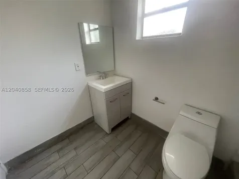 1865 NW 16th Street Miami FL 33125