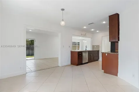 5160 SW 8th Street Margate FL 33068