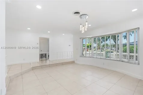 5160 SW 8th Street Margate FL 33068