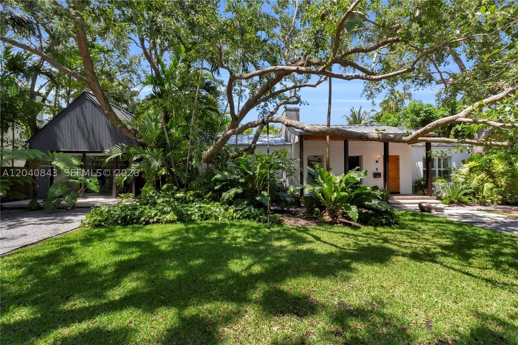 7420 SW 53rd Place Miami FL 33143
