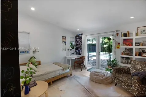 7420 SW 53rd Place Miami FL 33143