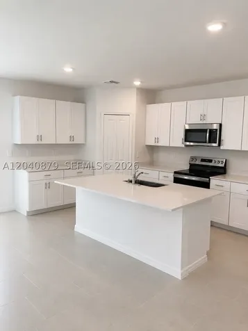 19619 Fairhill Court Lehigh Acres FL 33974