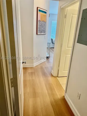 611 11th Street Miami Beach FL 33139