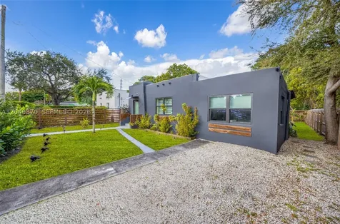 5612 NW 11th Avenue Miami FL 33127