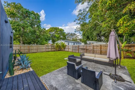 5612 NW 11th Avenue Miami FL 33127