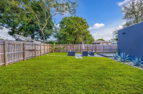 5612 NW 11th Avenue Miami FL 33127