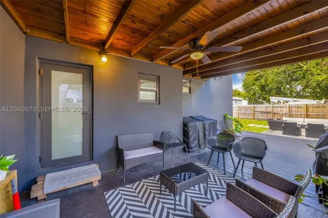 5612 NW 11th Avenue Miami FL 33127