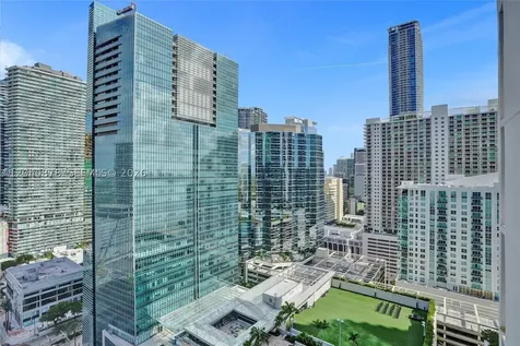 170 SE 14th Street Miami FL 33131