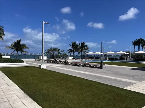 600 NE 36 Miami FL 33137