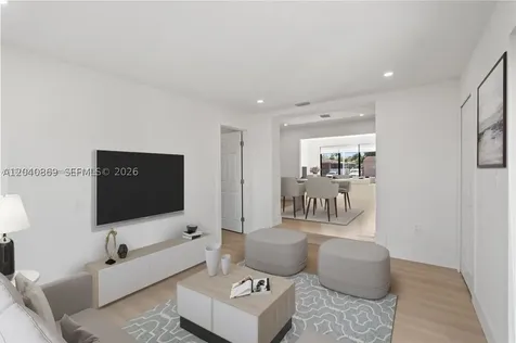 31 W 64th Street Hialeah FL 33012