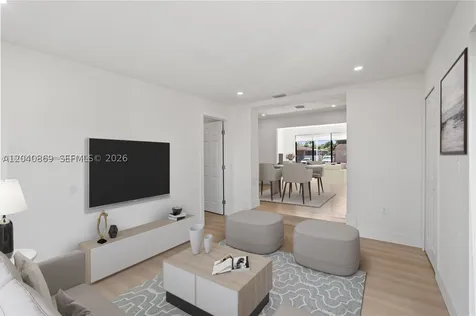 31 W 64th Street Hialeah FL 33012