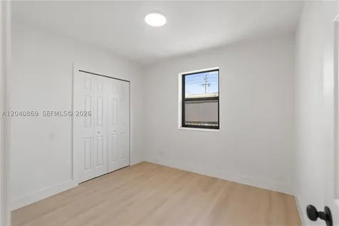31 W 64th Street Hialeah FL 33012