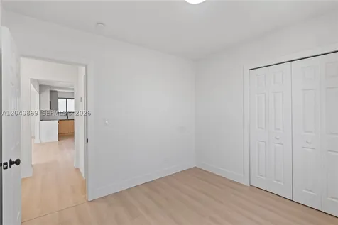 31 W 64th Street Hialeah FL 33012