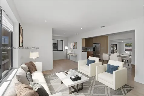 31 W 64th Street Hialeah FL 33012