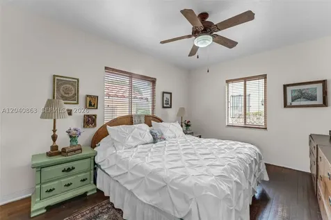 1851 SW 21st Terrace Miami FL 33145