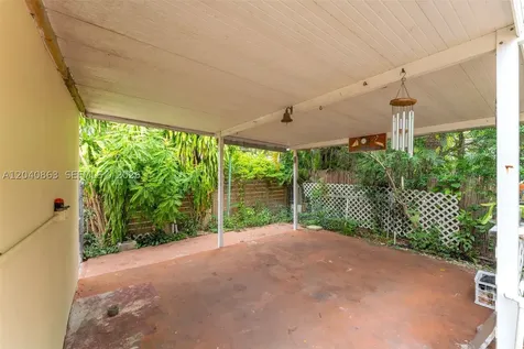 1851 SW 21st Terrace Miami FL 33145