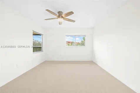 1501 SW 131st Way Pembroke Pines FL 33027