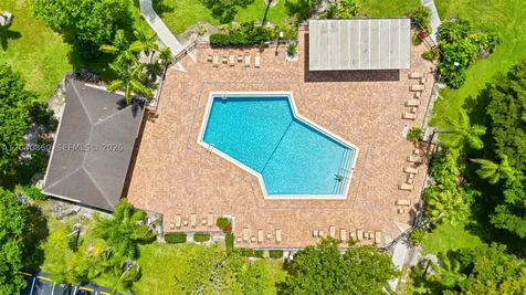 1501 SW 131st Way Pembroke Pines FL 33027