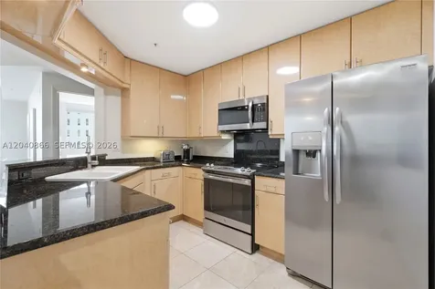 801 Brickell Key Boulevard Miami FL 33131