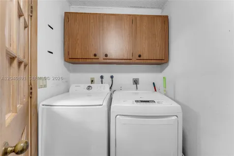 6860 SW 18th Street Miami FL 33155